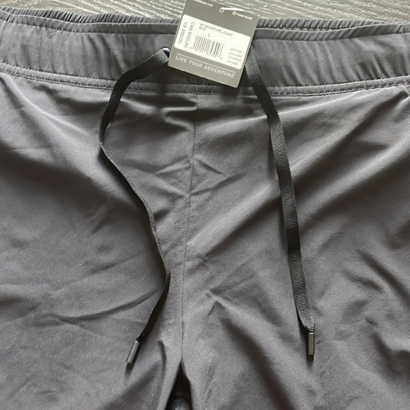 SzL Eddie Bauer Black Departure Jogger NWT - Picture 3 of 7
